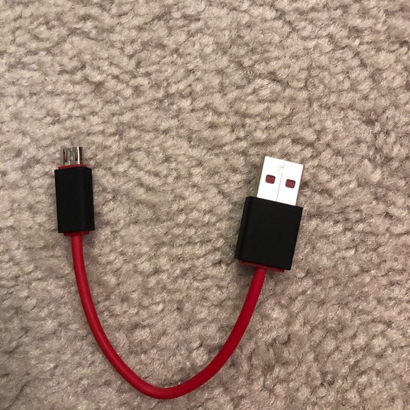 Bluetooth Beats by Dre headphones - Picture 5 of 5